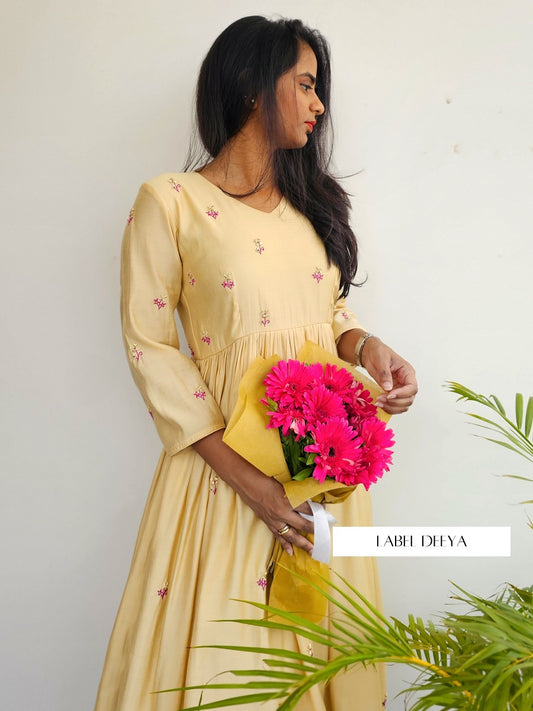 Silk Elegance- Cream