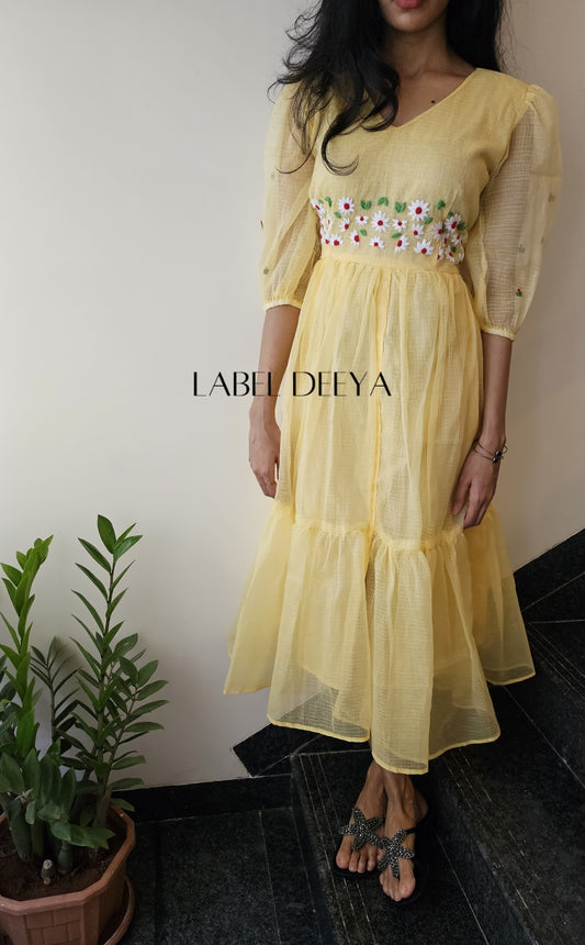 BLOSSOMY YELLOW