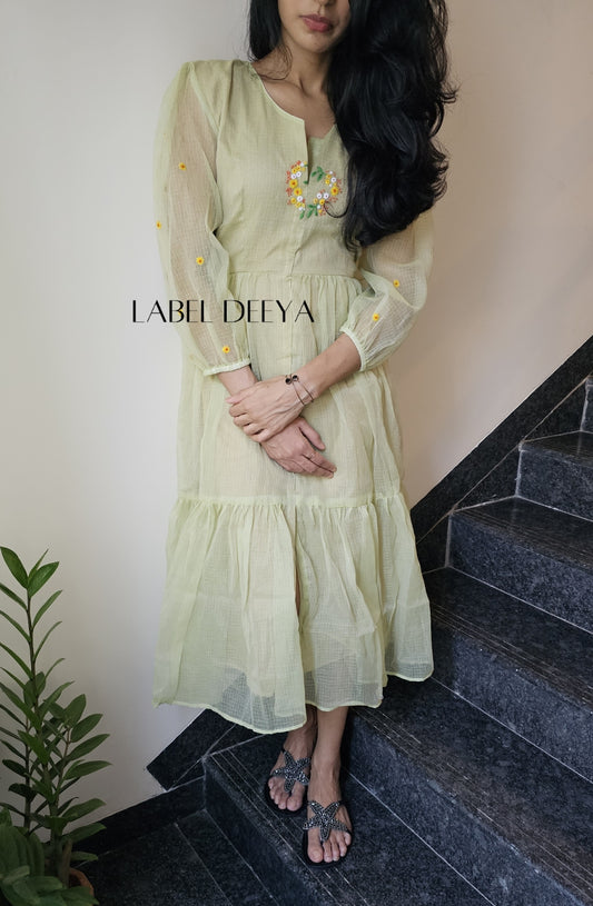 BLOSSOMY PASTEL GREEN
