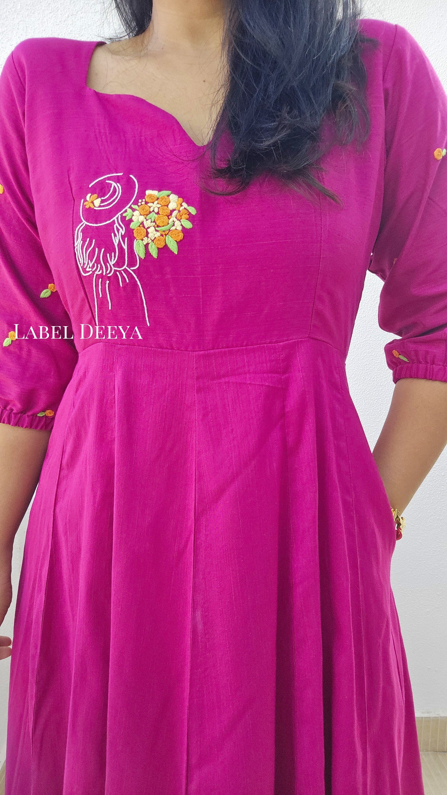 Bouquet in the hand - "IN HER OWN TIME" COLLECTION