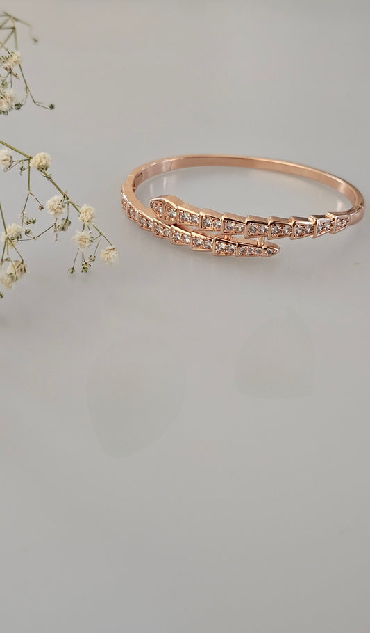 Snake bracelet