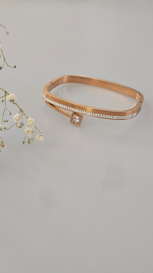 Square bracelet
